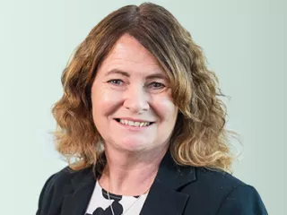Deborah_Fortnum_Headshot